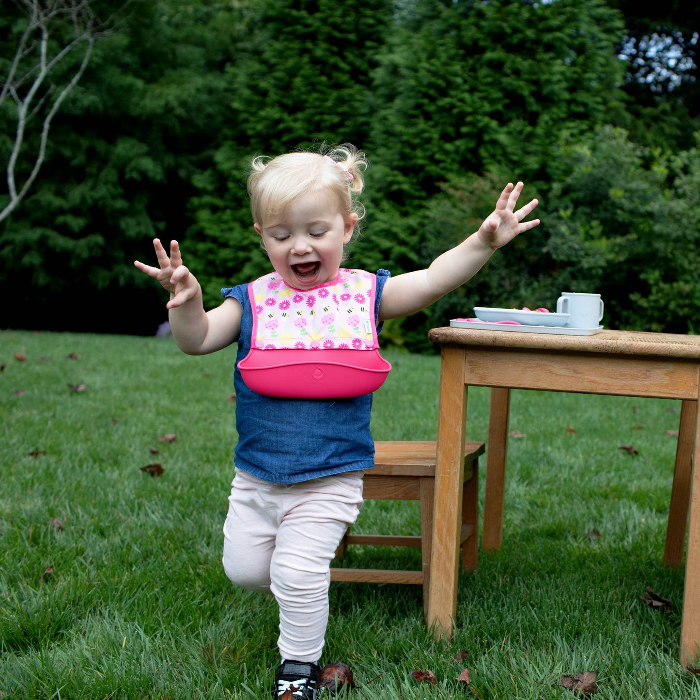 Snap & Go Silicone Food-catcher Bib