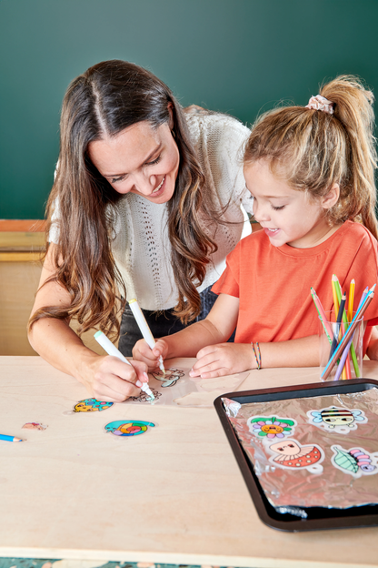 Shrink-Its!: D.I.Y. Shrink Art Kit - Garden Pals (28 PC Set)